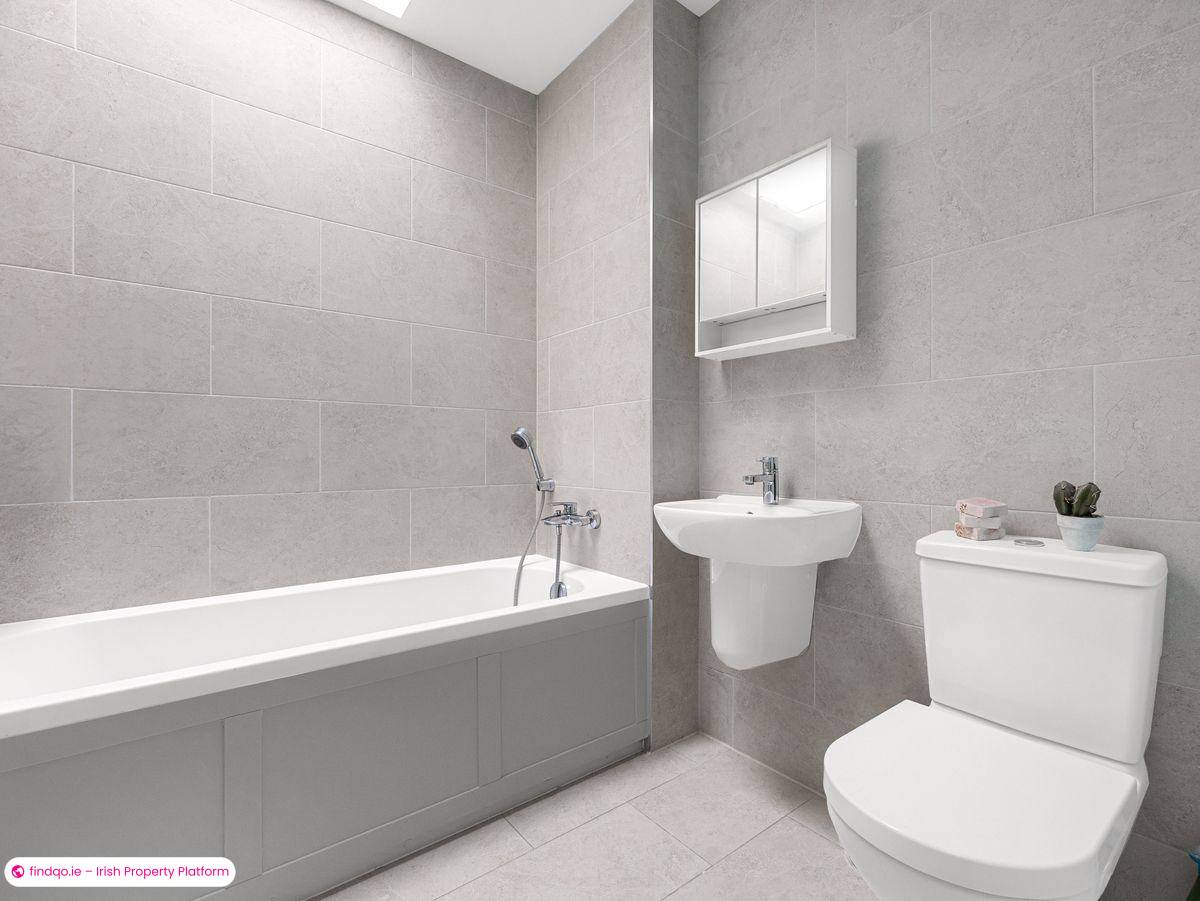 Terraced house for Sale in Dublin 16