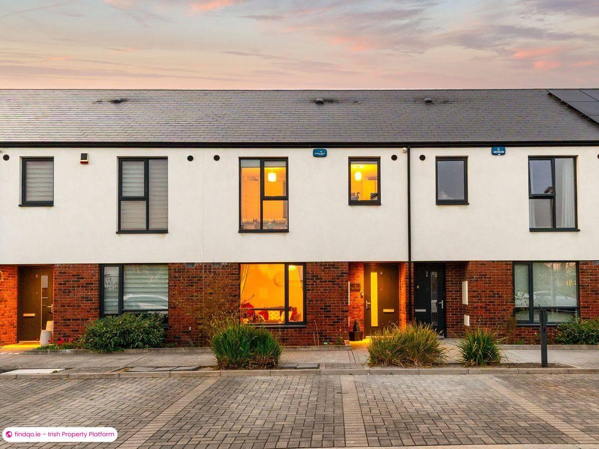 Terraced house for Sale in Dublin 16