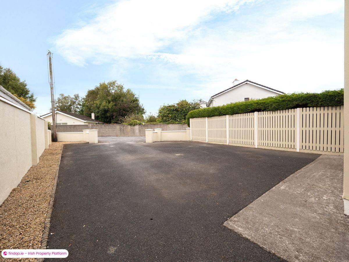 Bungalow for Sale in Newbridge, Kildare