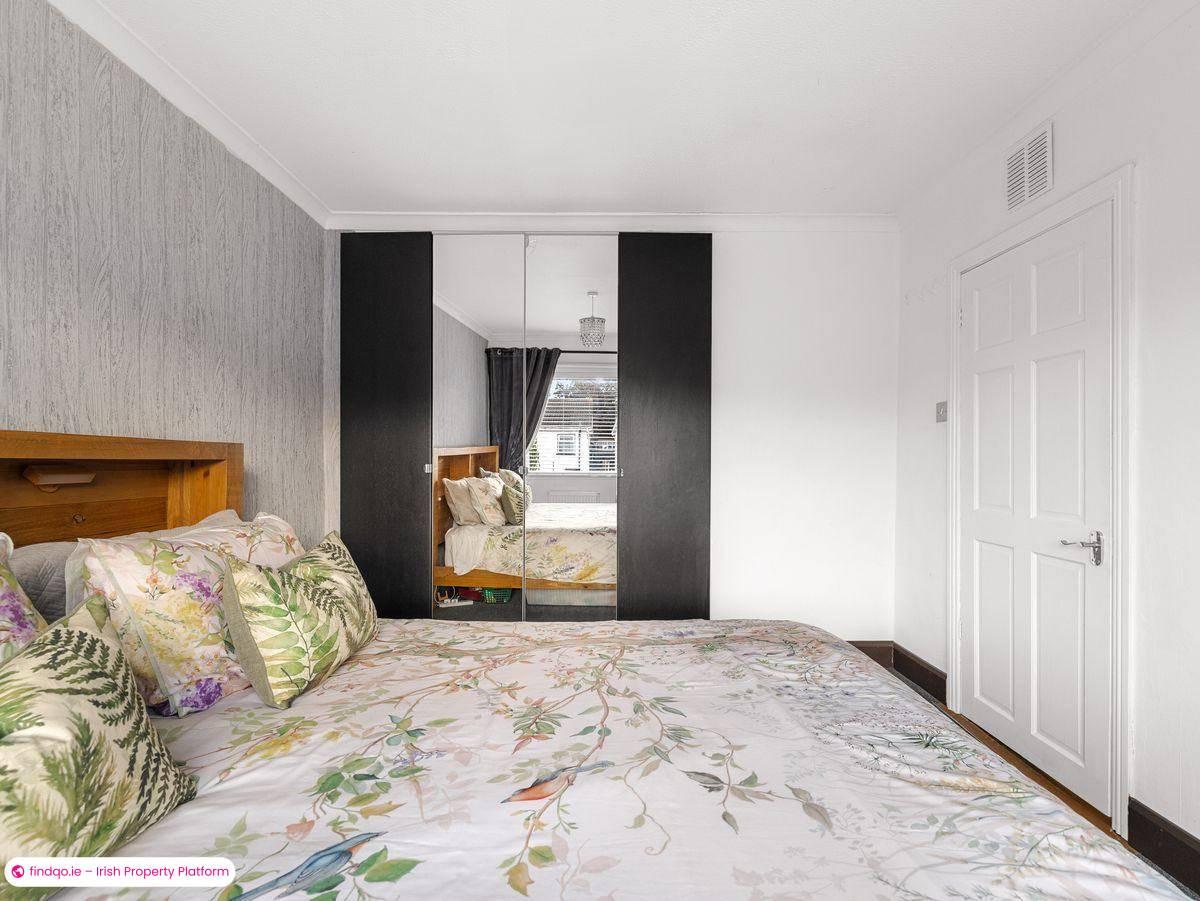 Semi-detached house for Sale in Dublin 22