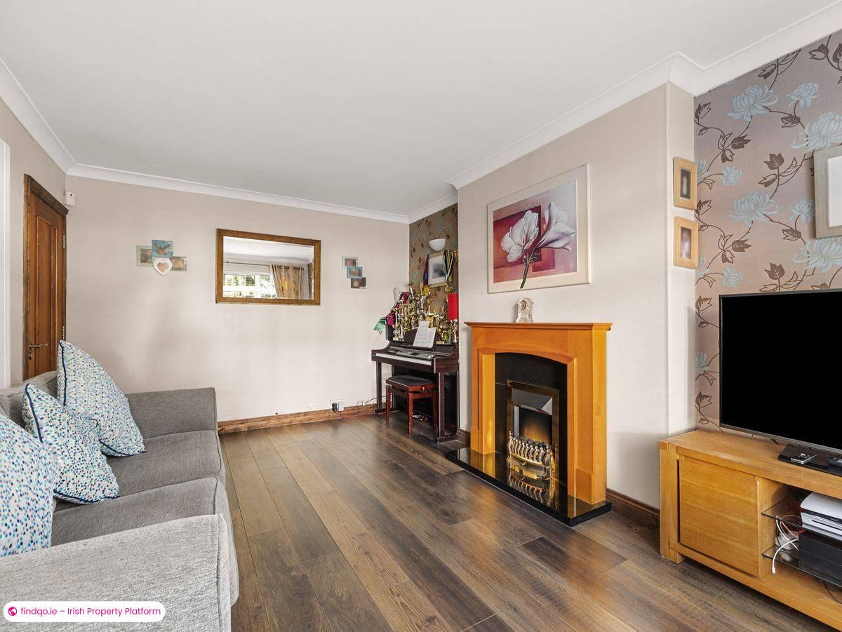 Semi-detached house for Sale in Dublin 22