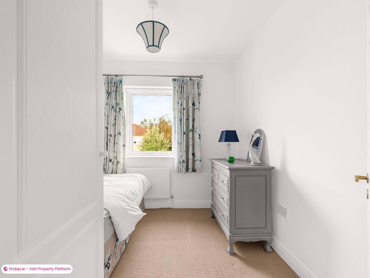 Semi-detached house for Sale in Dublin 16