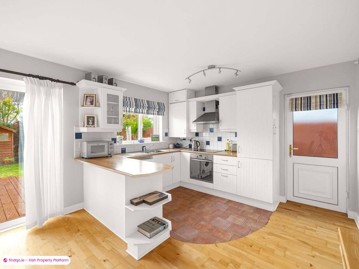 Semi-detached house for Sale in Dublin 16