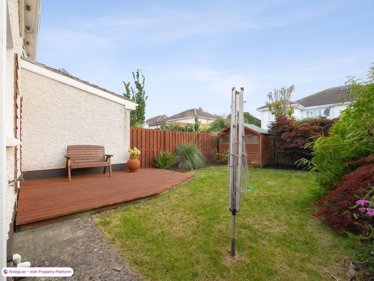 Semi-detached house for Sale in Dublin 16