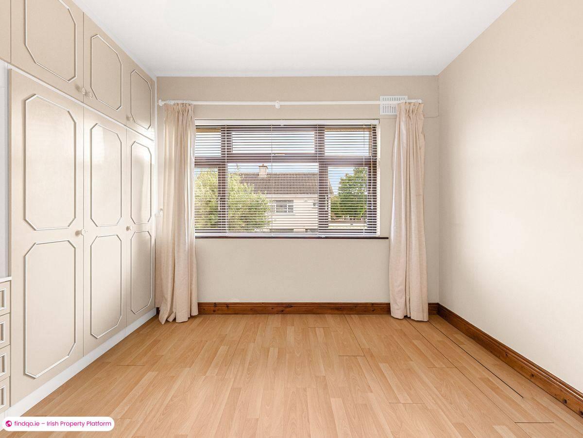 Semi-detached house for Sale in Dublin 24