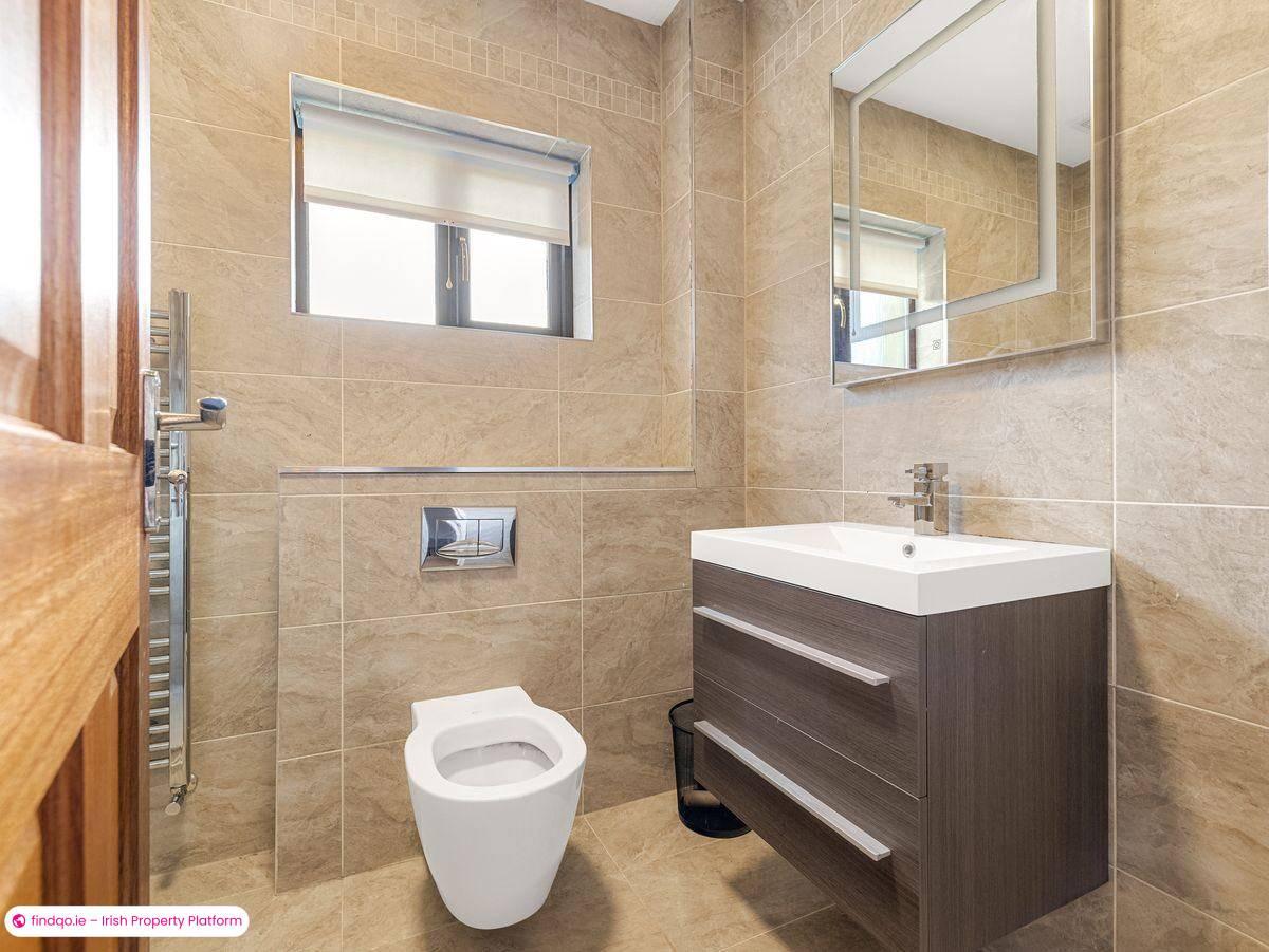 Semi-detached house for Sale in Dublin 24