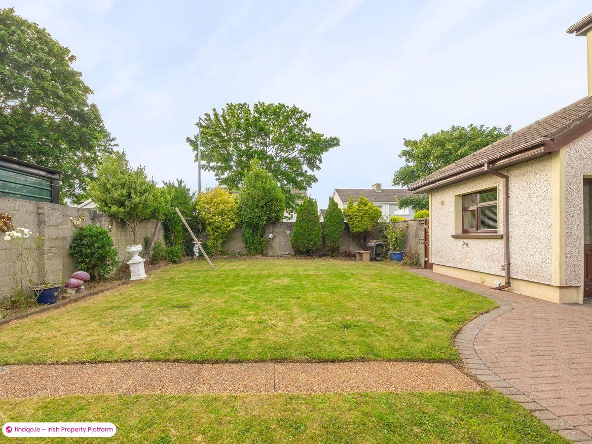 Semi-detached house for Sale in Dublin 24