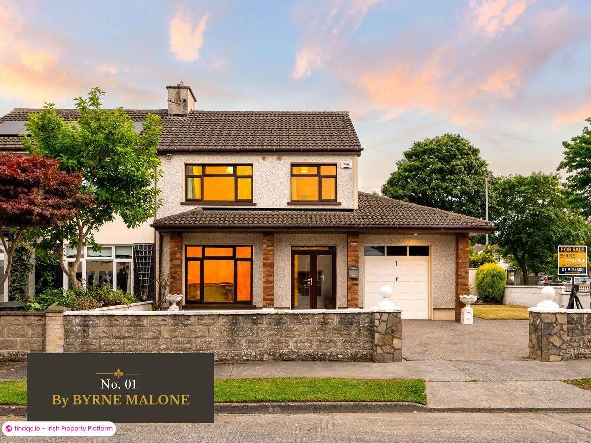 Semi-detached house for Sale in Dublin 24