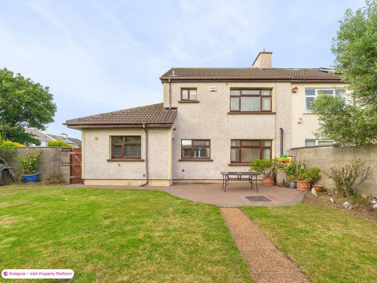 Semi-detached house for Sale in Dublin 24