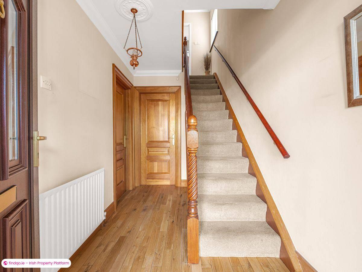 Semi-detached house for Sale in Dublin 24