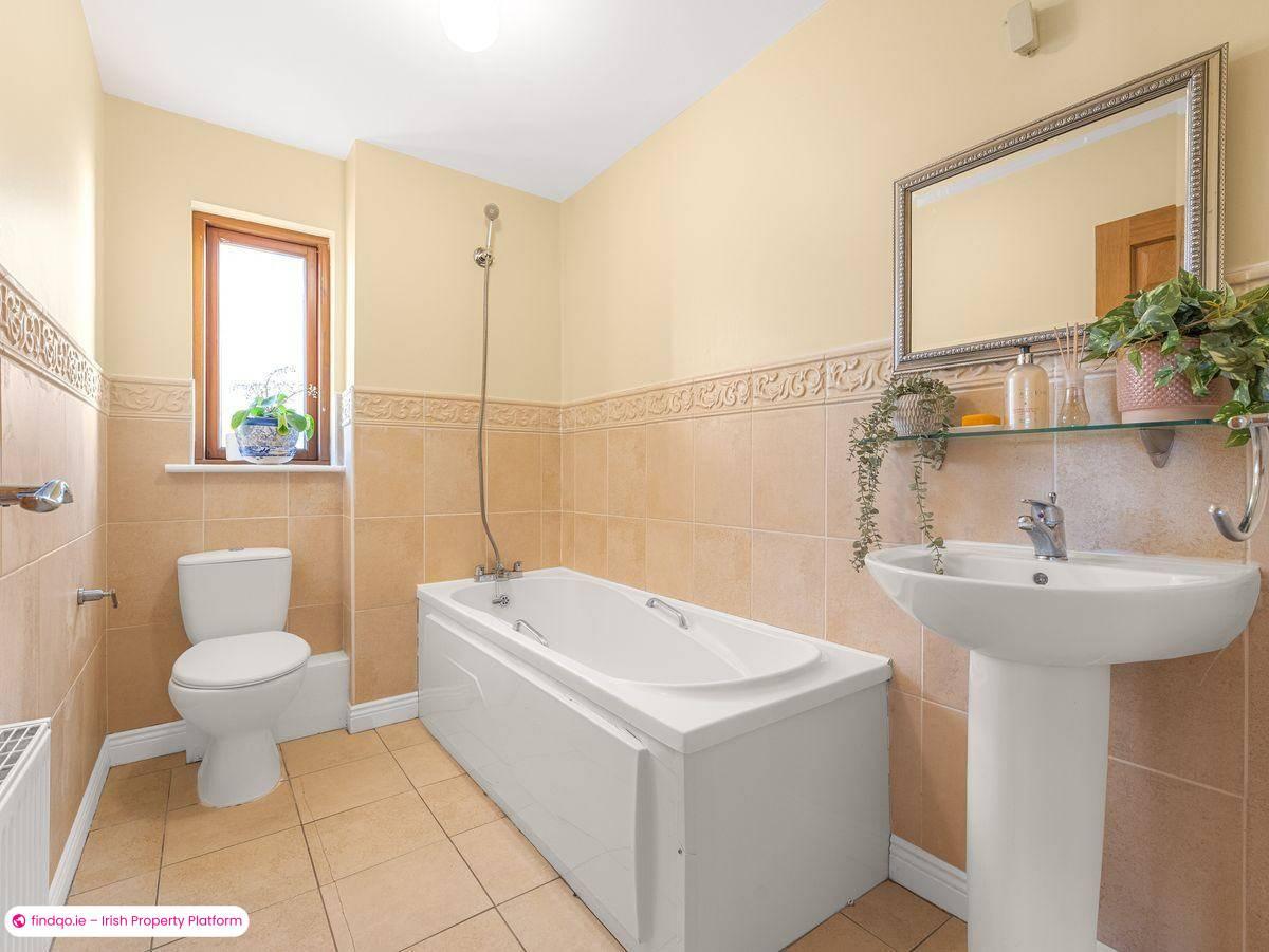 End of terrace house for Sale in Newbridge, Kildare
