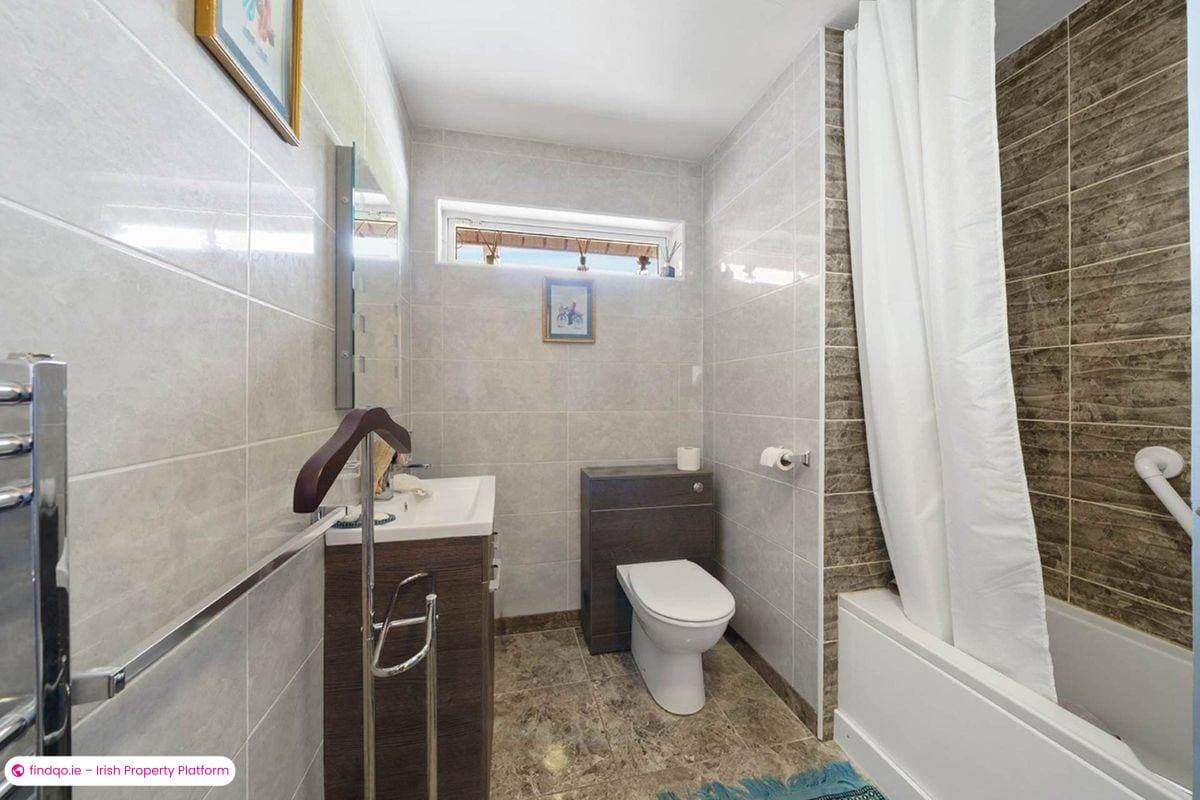 Detached house for Sale in Gorey, Wexford