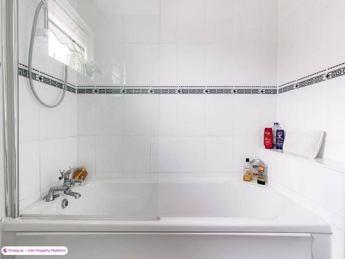 Semi-detached house for Sale in Newbridge, Kildare