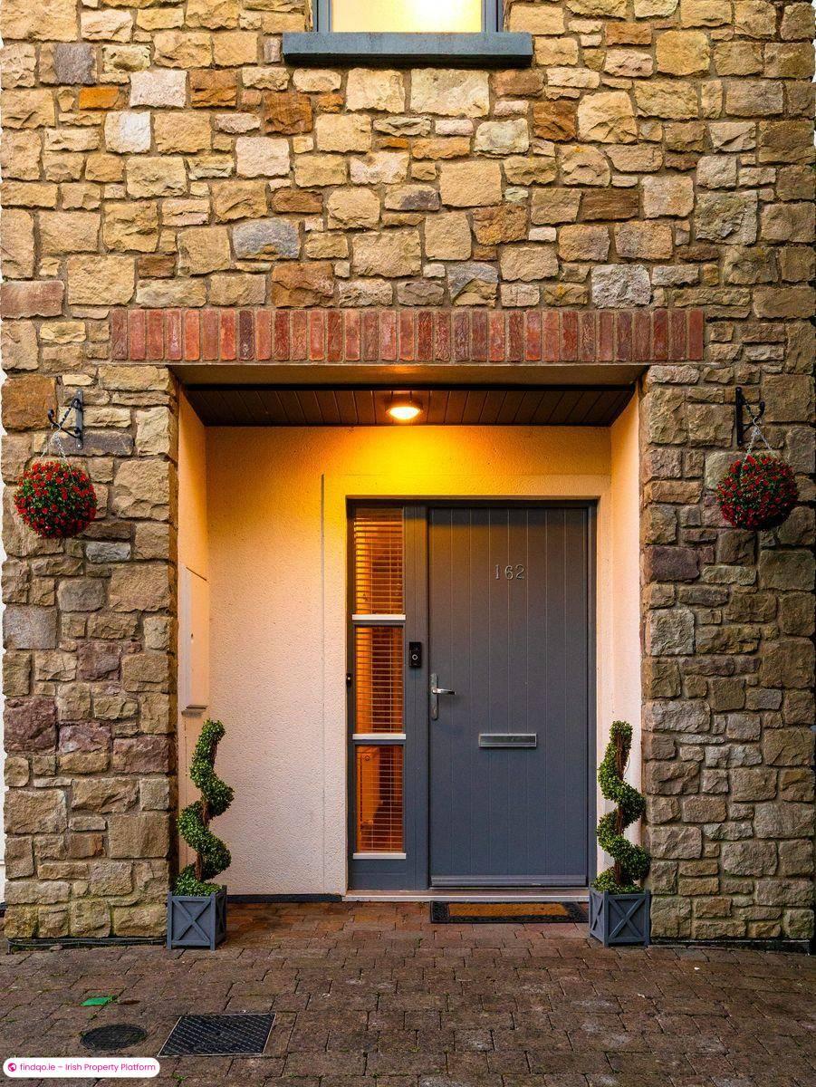 Semi-detached house for Sale in Newbridge, Kildare