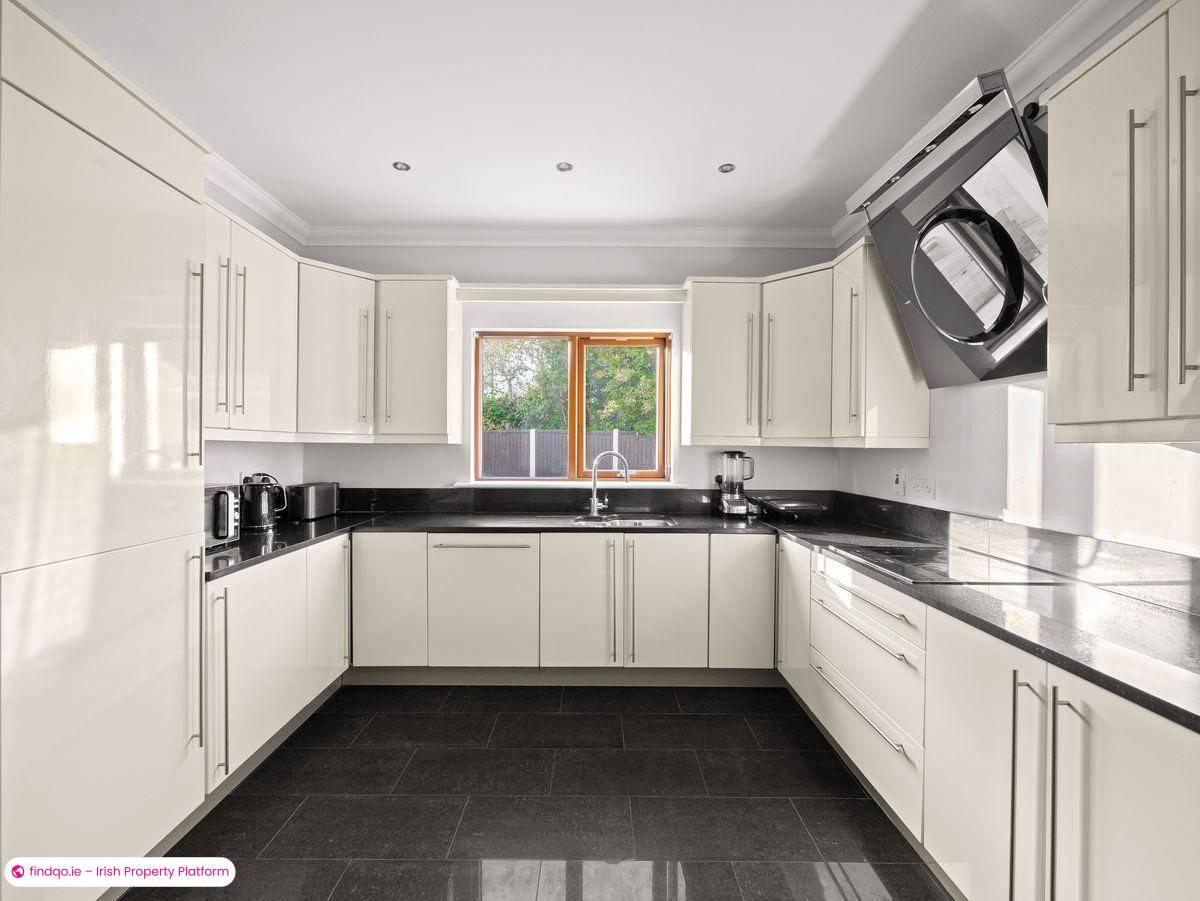 Detached house for Sale in Newbridge, Kildare