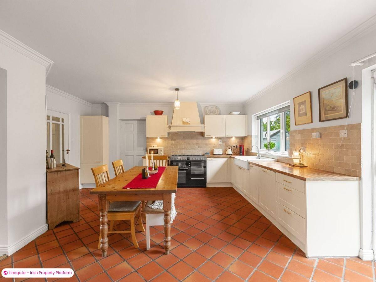 Detached house for Sale in Newbridge, Kildare