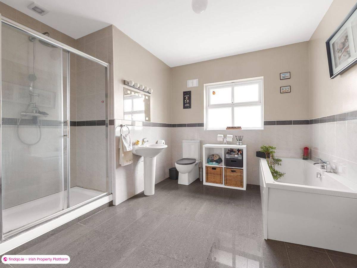 Detached house for Sale in Naas, Kildare