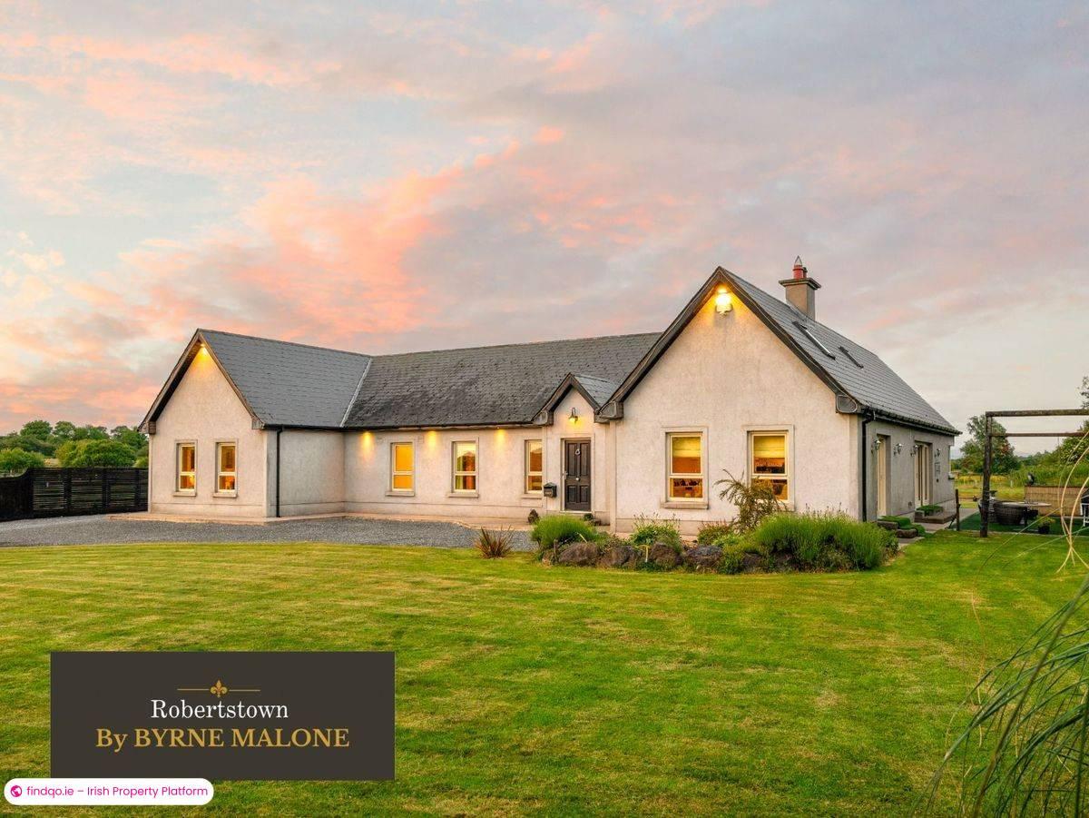 Detached house for Sale in Naas, Kildare