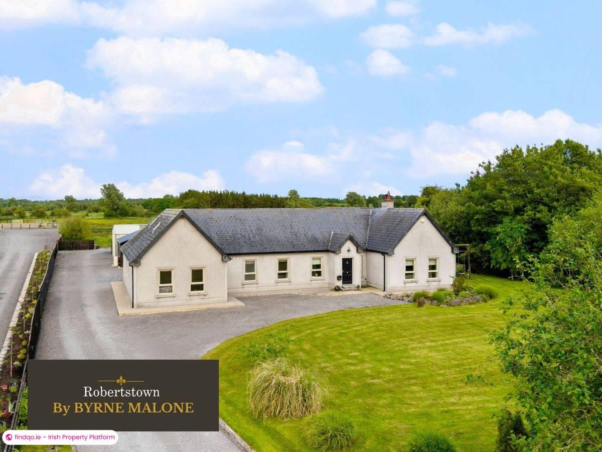 Detached house for Sale in Naas, Kildare
