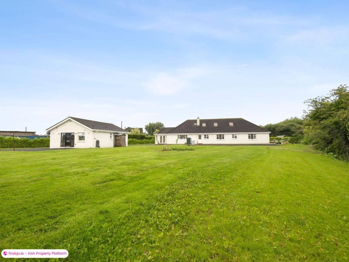 Bungalow for Sale in Newbridge, Kildare