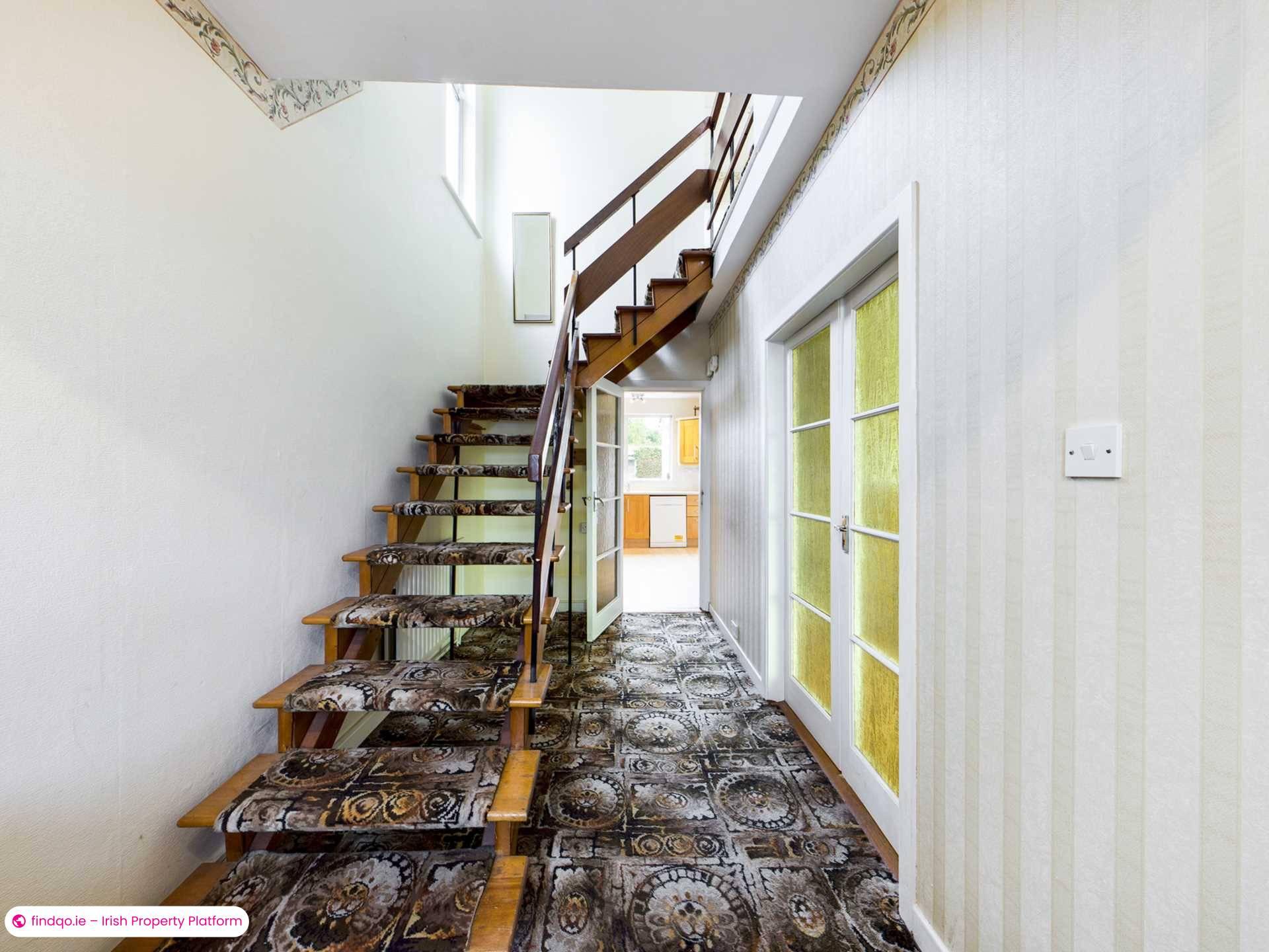 Semi-detached house for Sale in Stillorgan, Dublin (County)