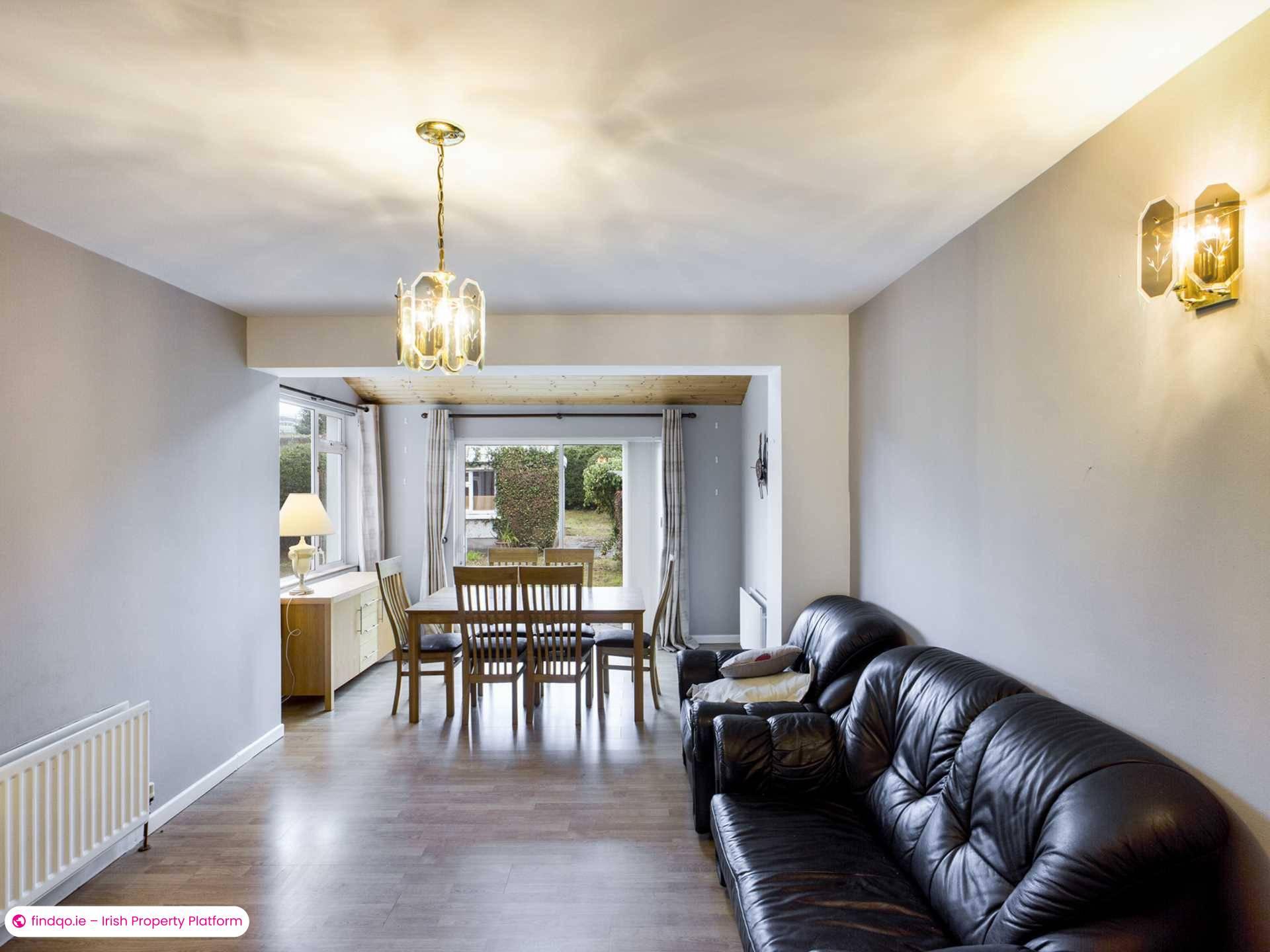 Semi-detached house for Sale in Stillorgan, Dublin (County)