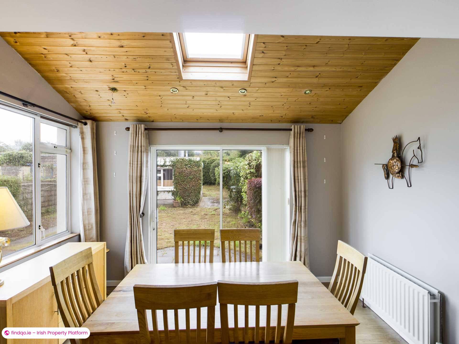 Semi-detached house for Sale in Stillorgan, Dublin (County)