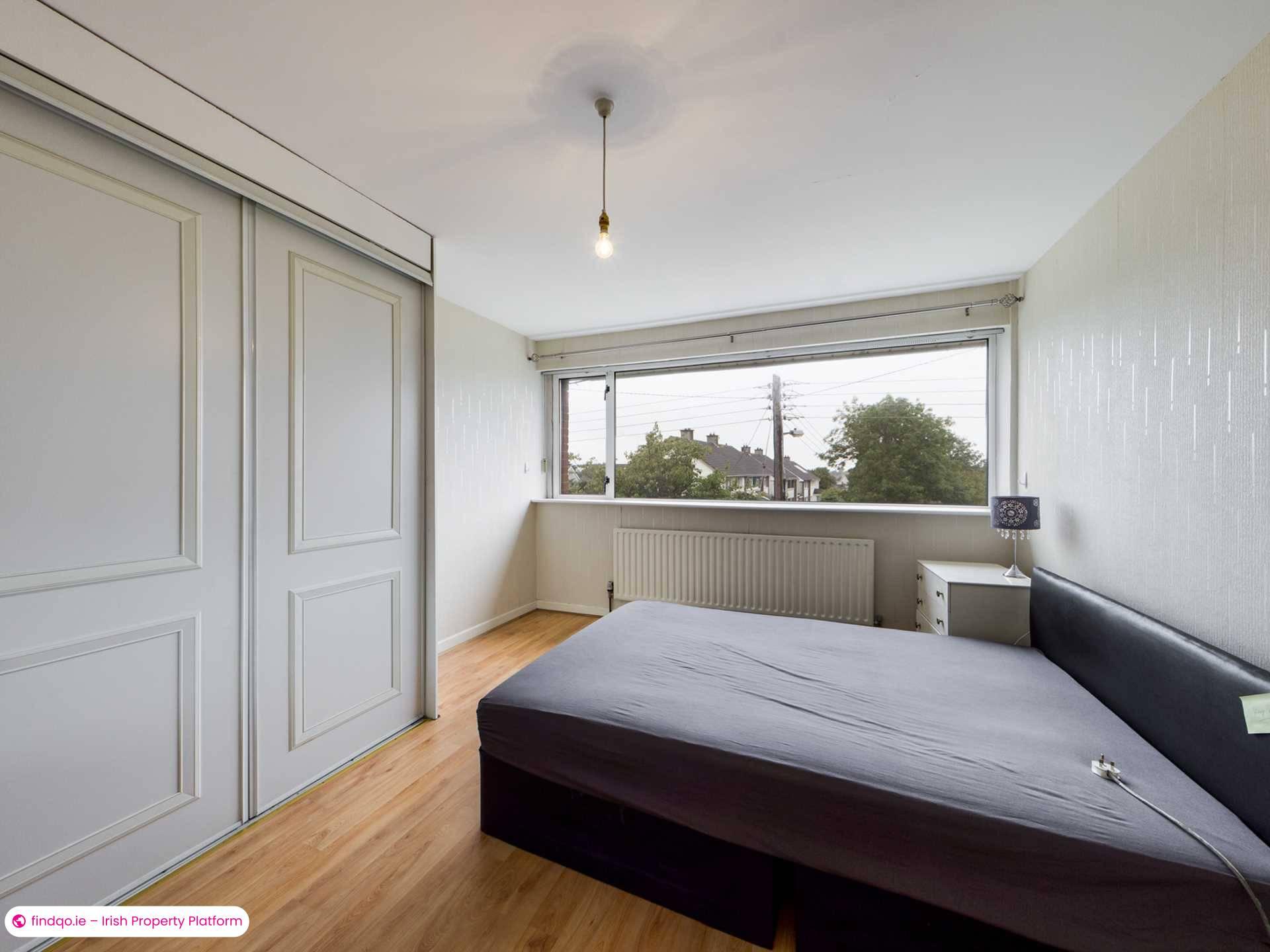 Semi-detached house for Sale in Stillorgan, Dublin (County)