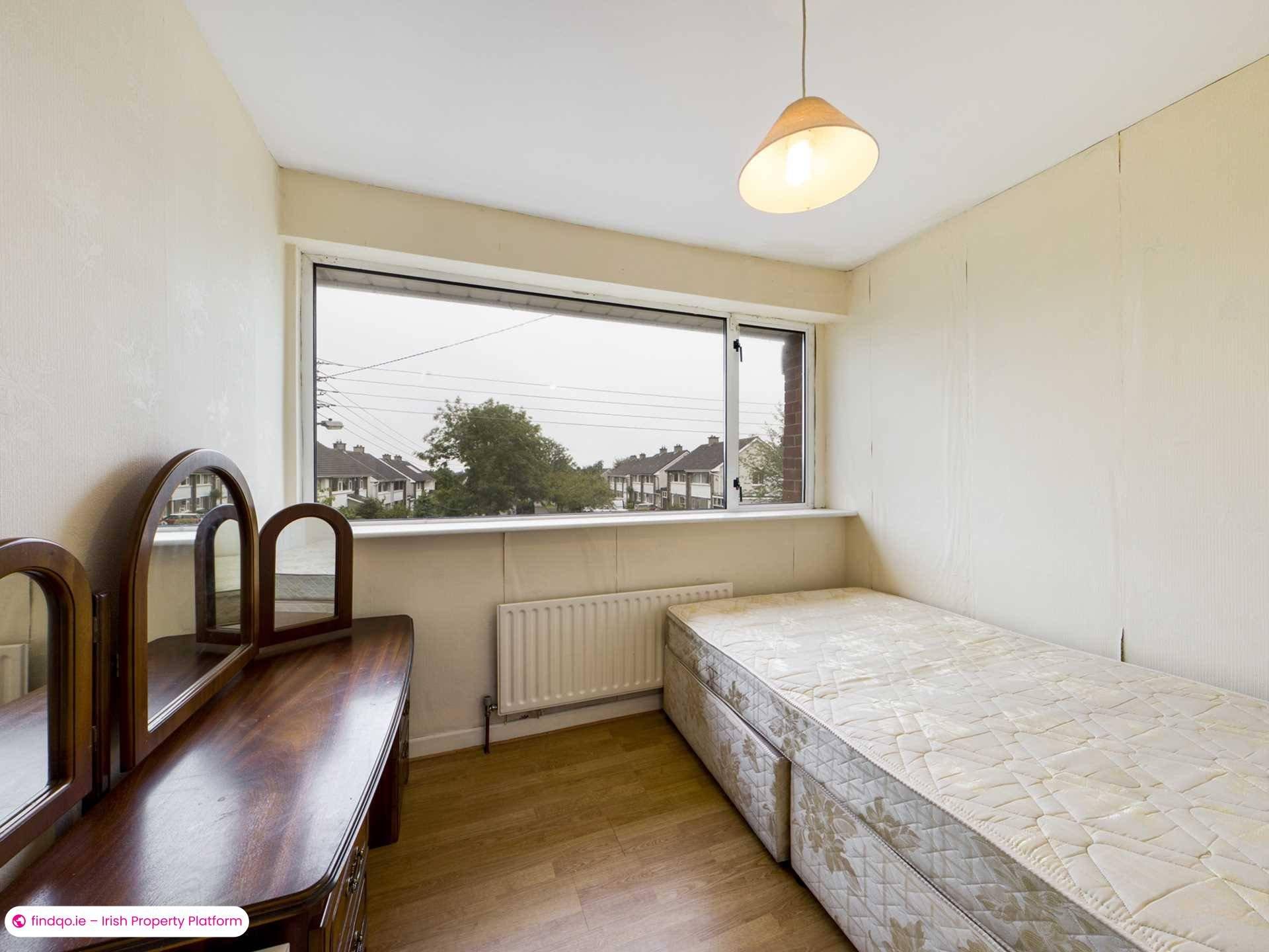 Semi-detached house for Sale in Stillorgan, Dublin (County)