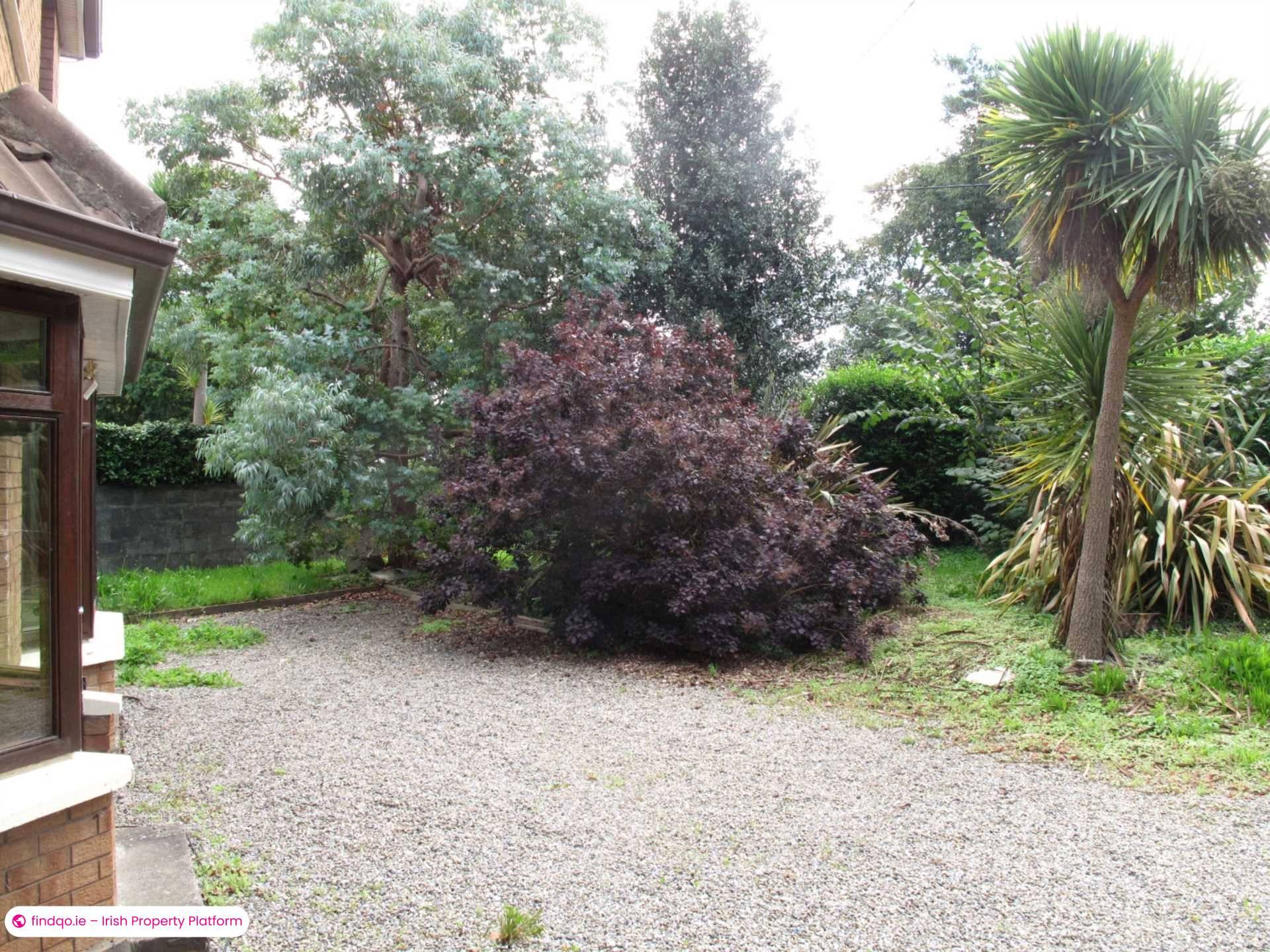 Detached house for Sale in Dublin 18