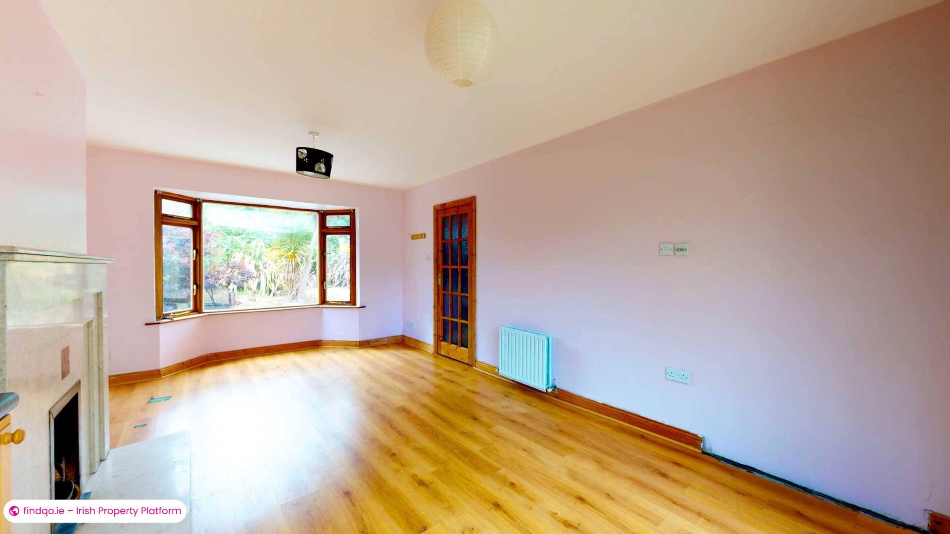 Detached house for Sale in Dublin 18