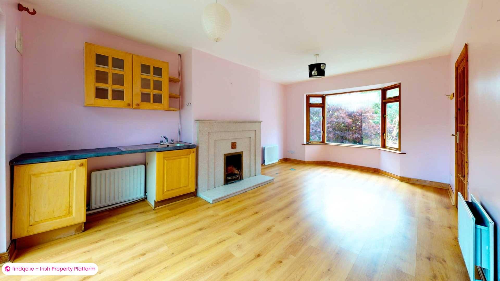 Detached house for Sale in Dublin 18