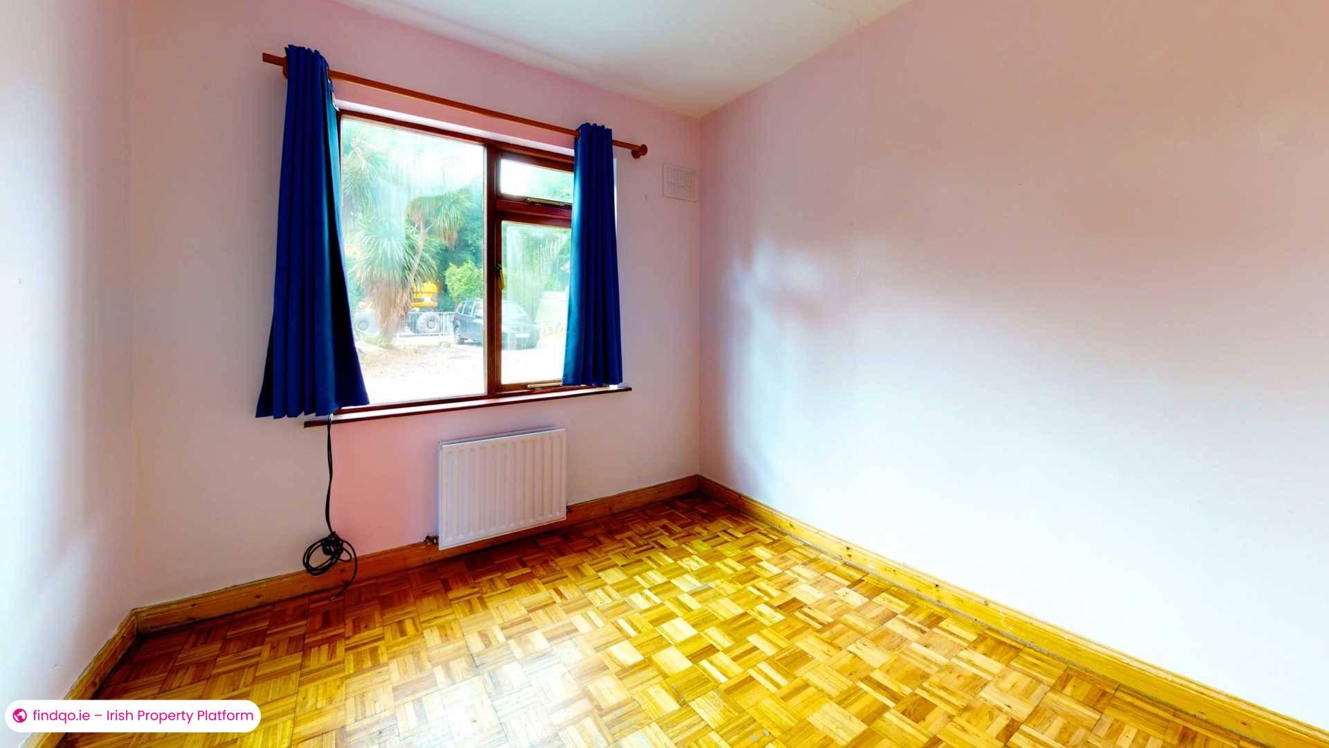 Detached house for Sale in Dublin 18