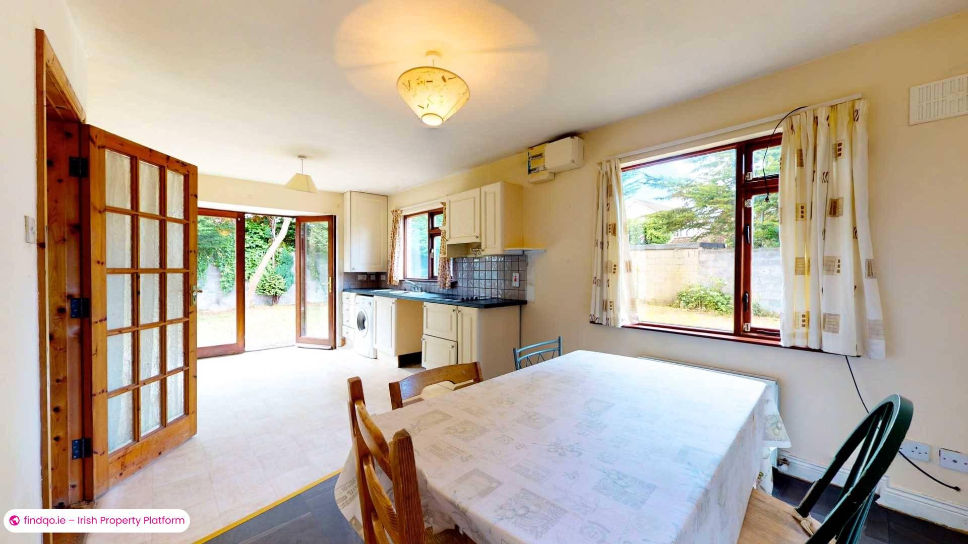 Detached house for Sale in Dublin 18