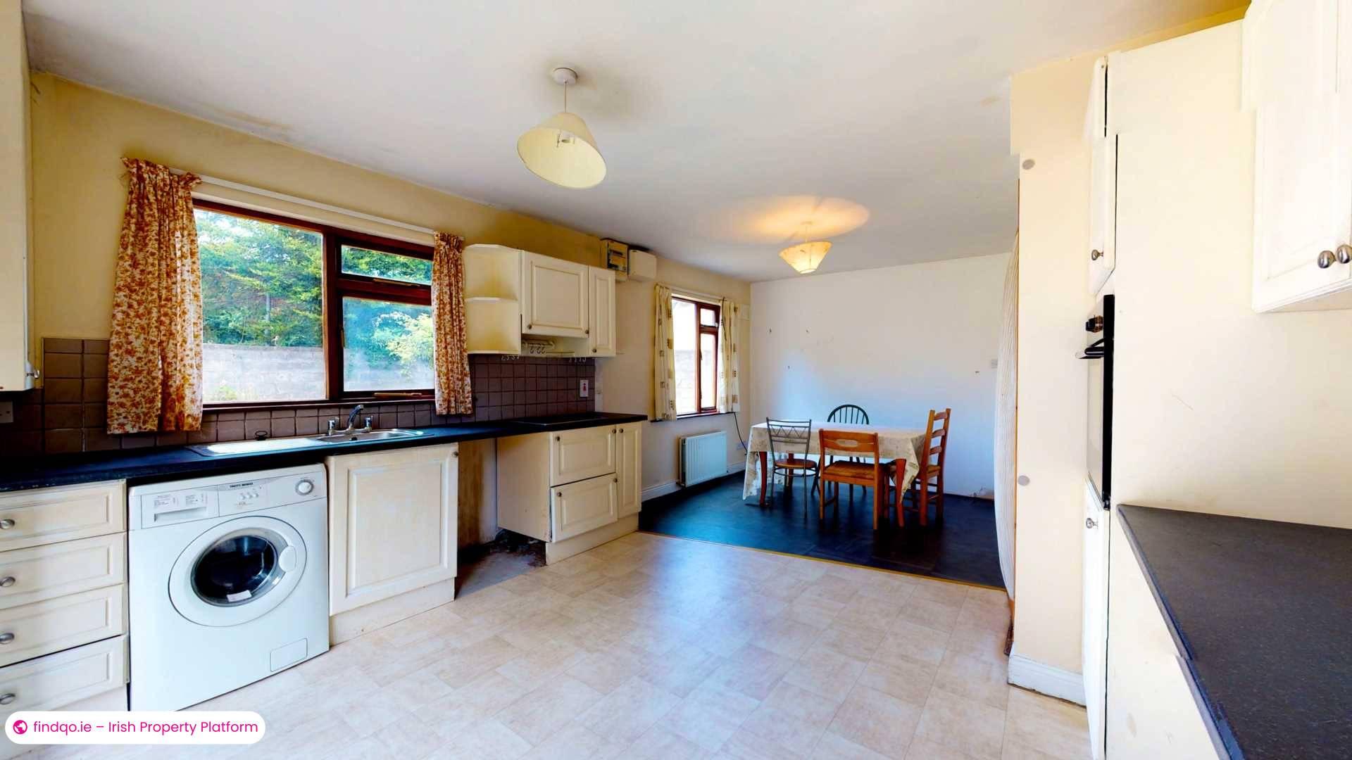 Detached house for Sale in Dublin 18