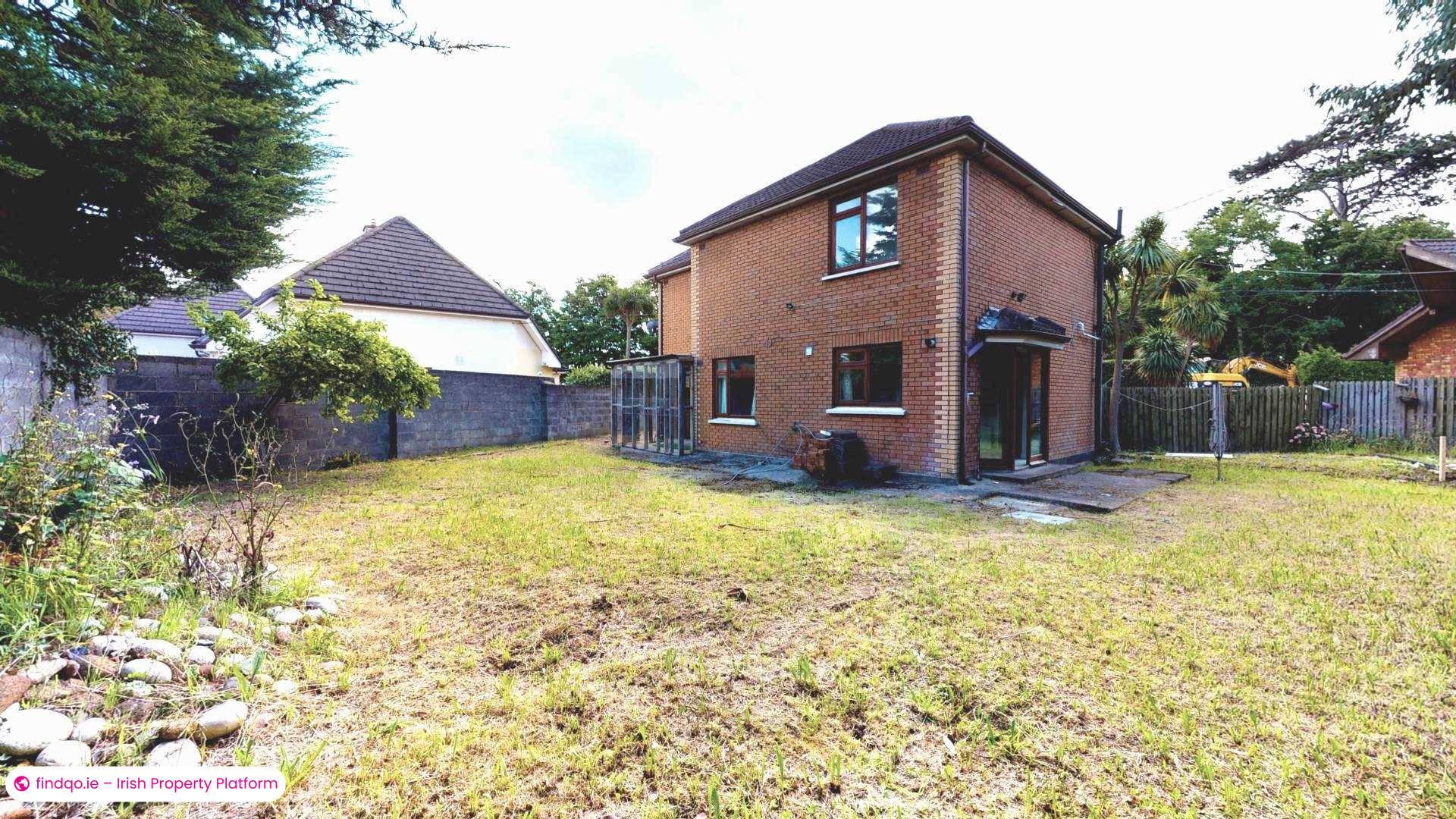 Detached house for Sale in Dublin 18