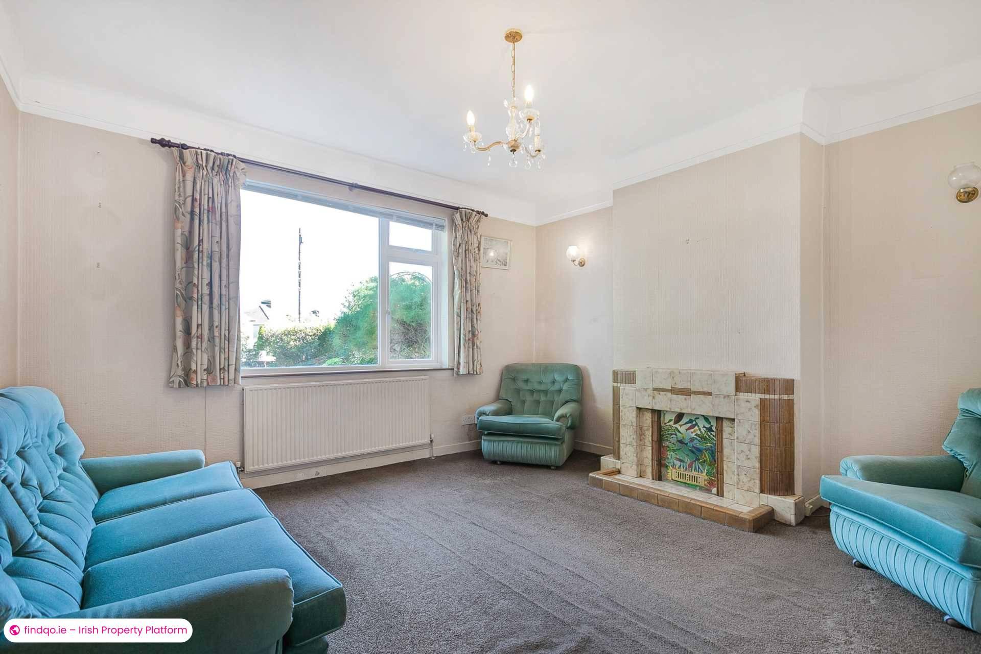 Semi-detached house for Sale in Dublin 14