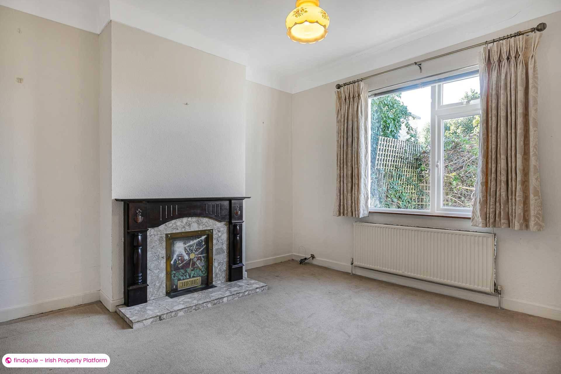 Semi-detached house for Sale in Dublin 14