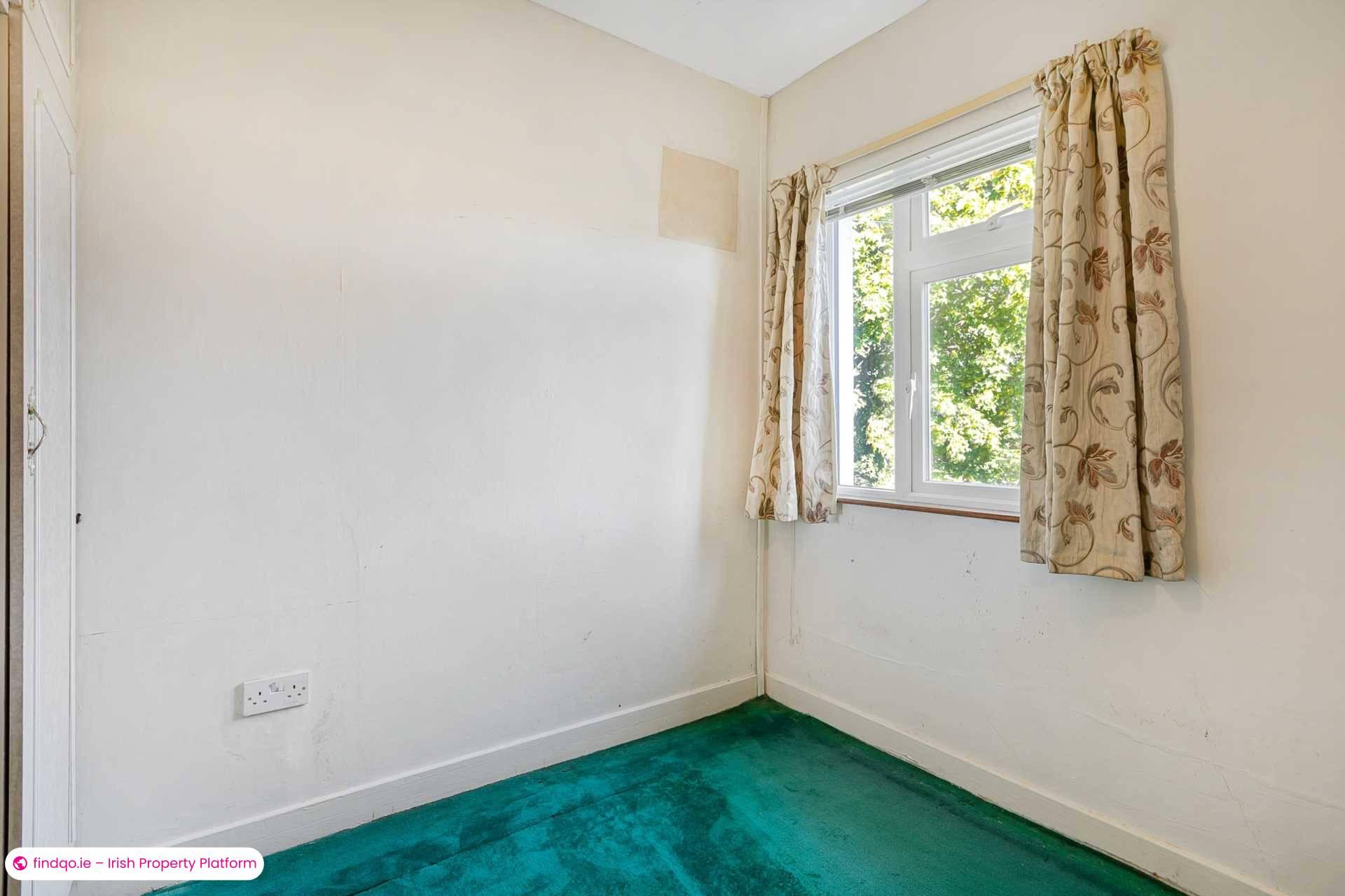 Semi-detached house for Sale in Dublin 14