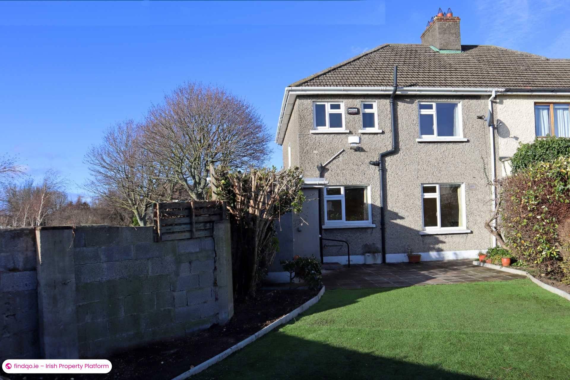 Semi-detached house for Sale in Dublin 14