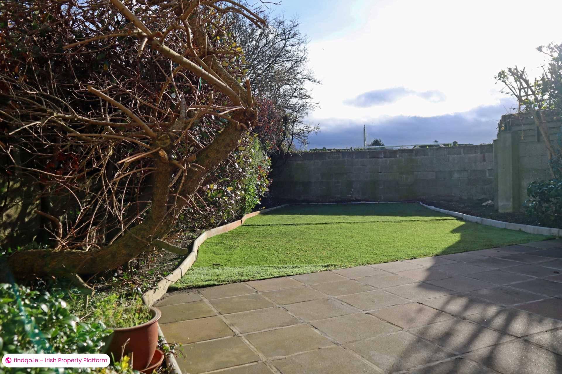 Semi-detached house for Sale in Dublin 14