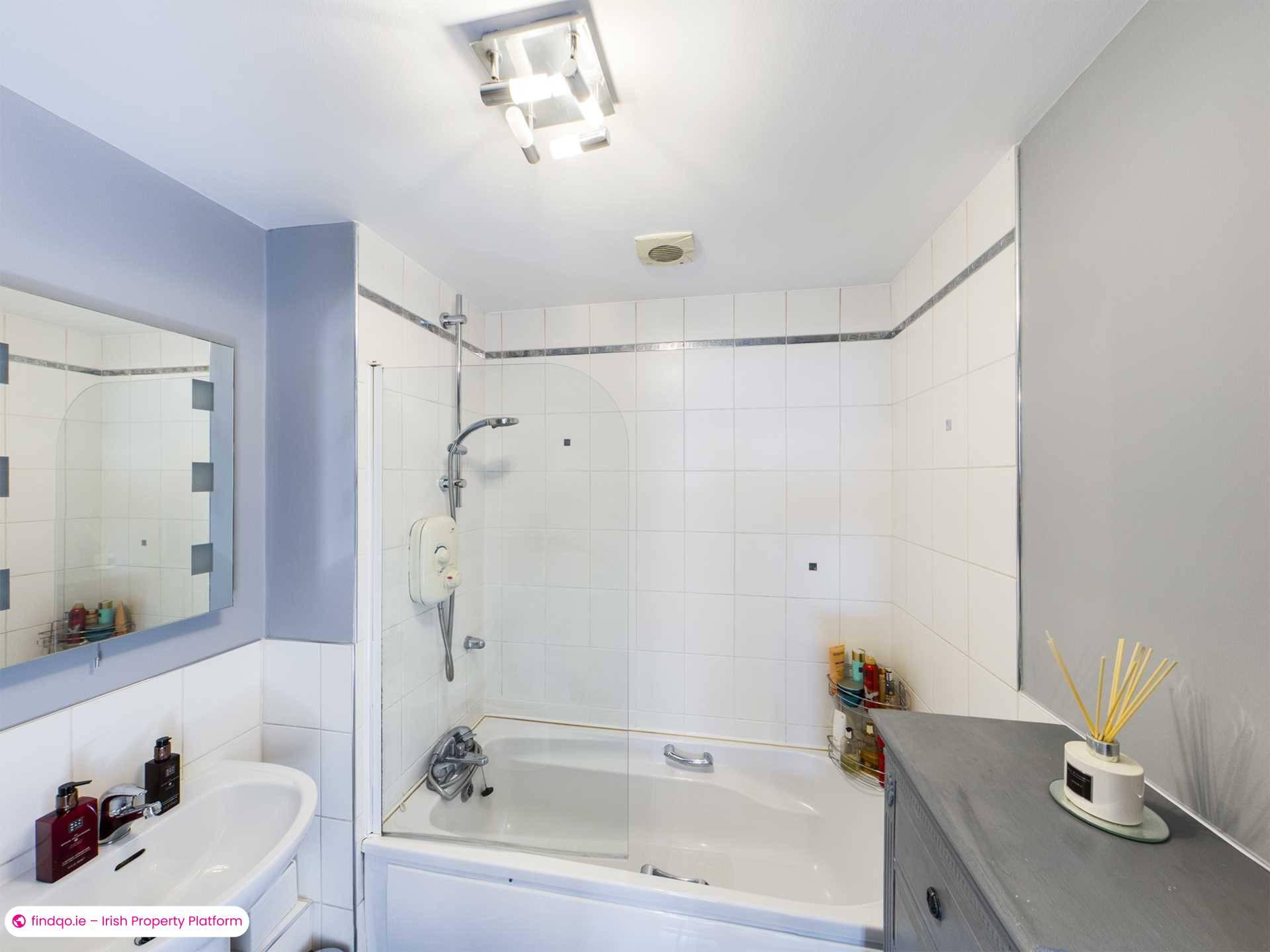 Apartment for Sale in Stillorgan, Dublin (County)