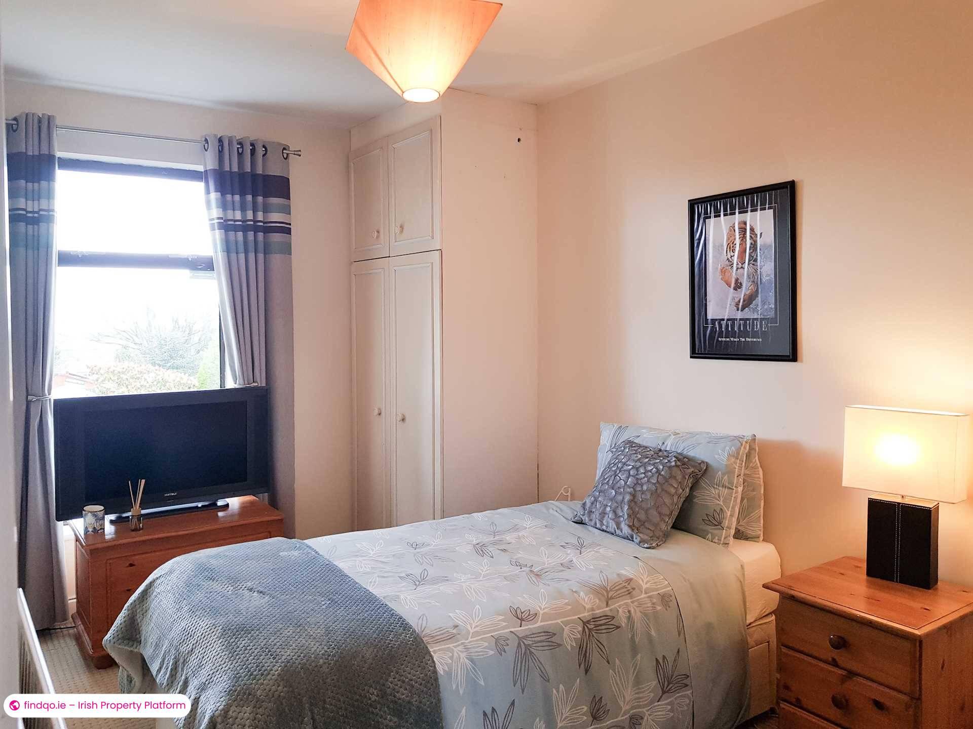 Bungalow for Sale in Dublin 18