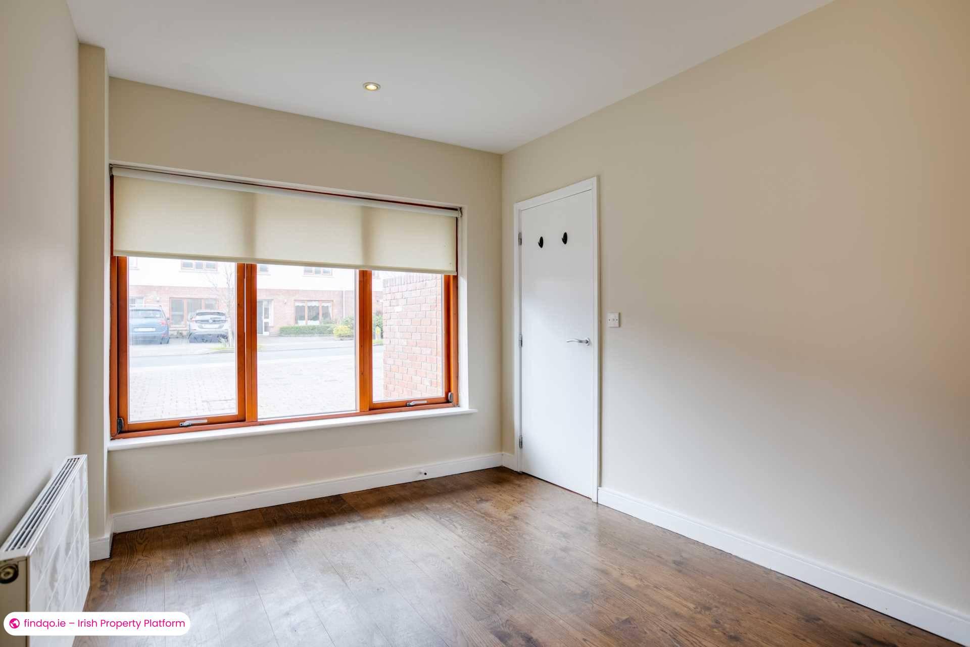 End of terrace house for Sale in Dublin 18