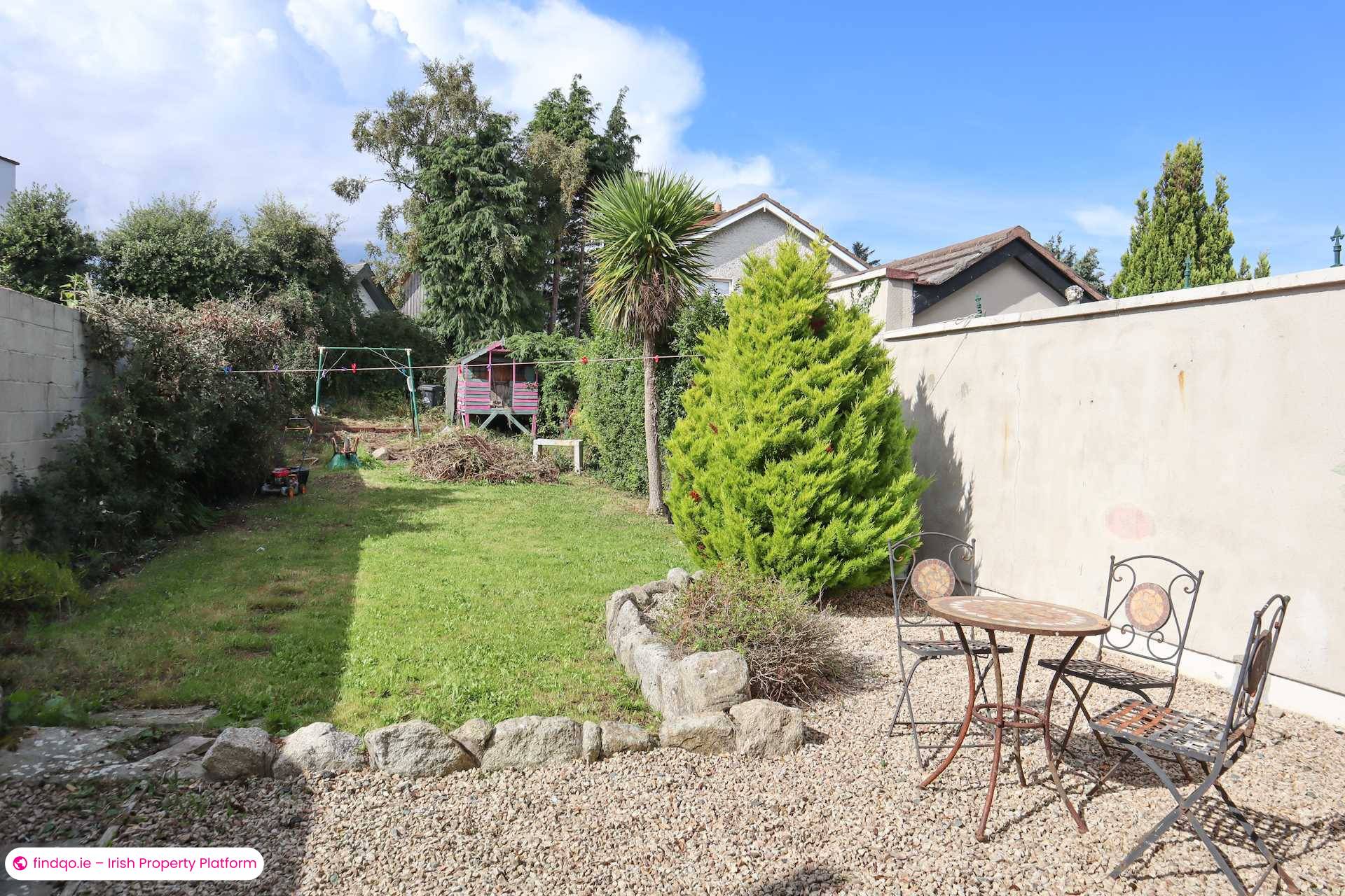 Terraced house for Sale in Dublin 18