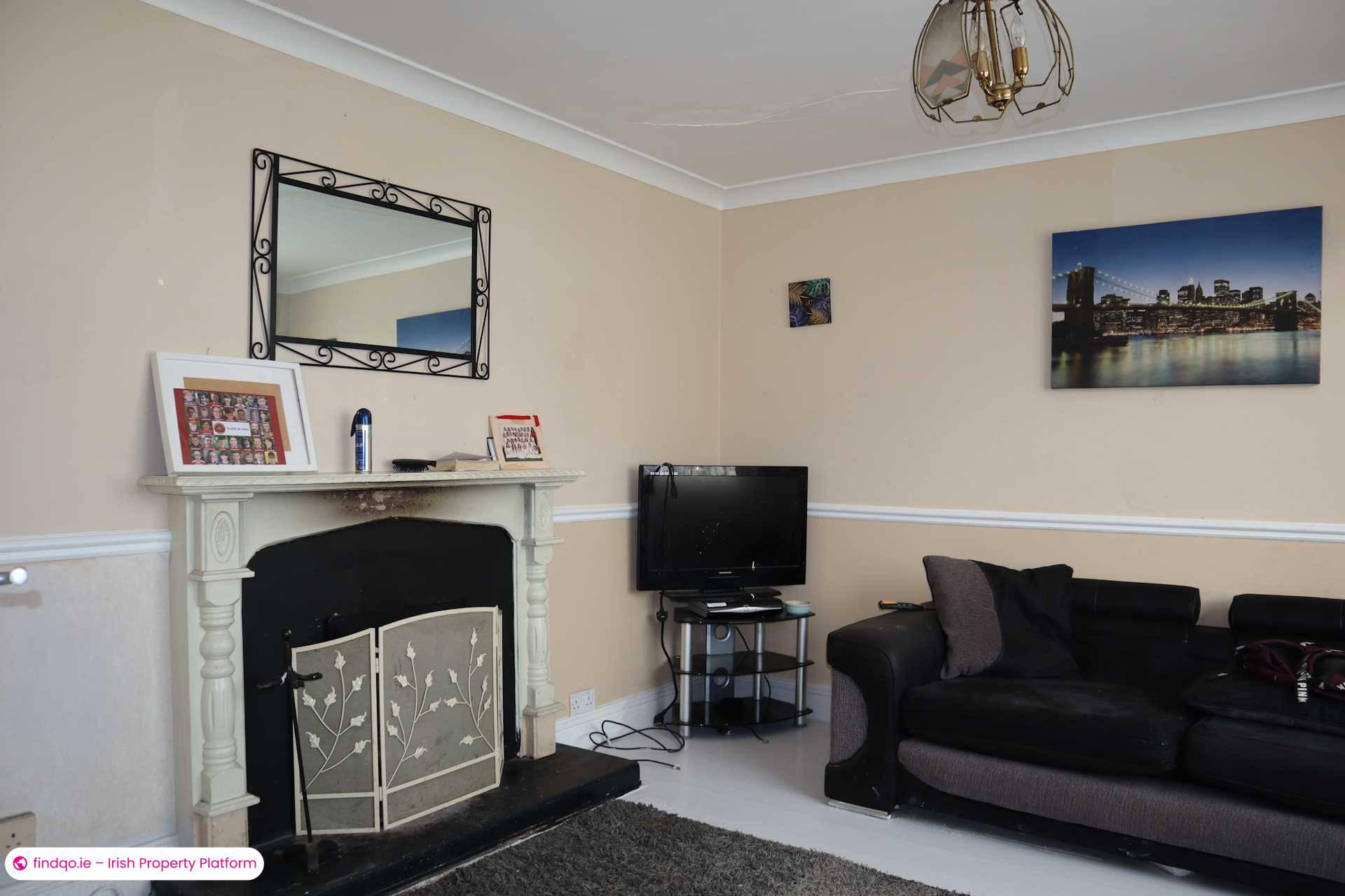 Terraced house for Sale in Dublin 18