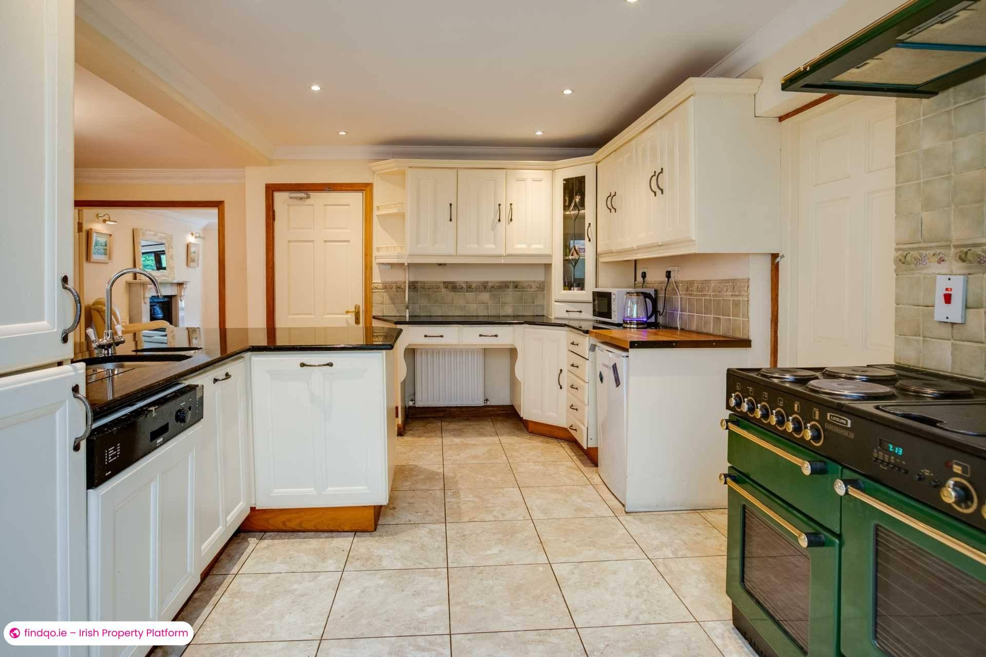 Detached house for Sale in Dublin 18