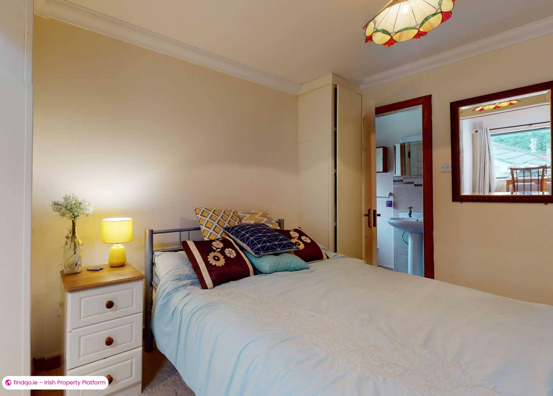 Detached house for Sale in Dublin 18