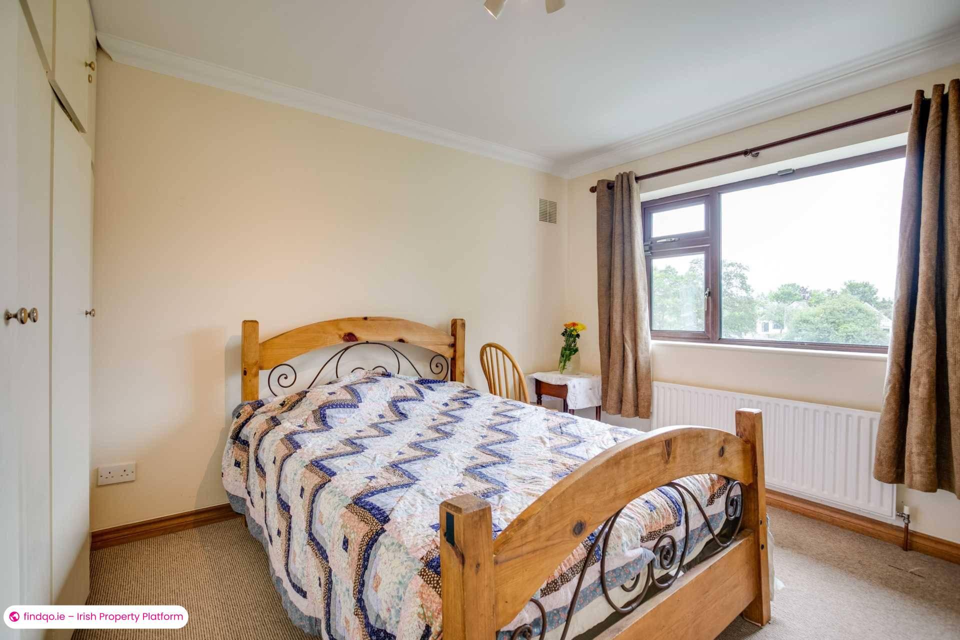 Detached house for Sale in Dublin 18