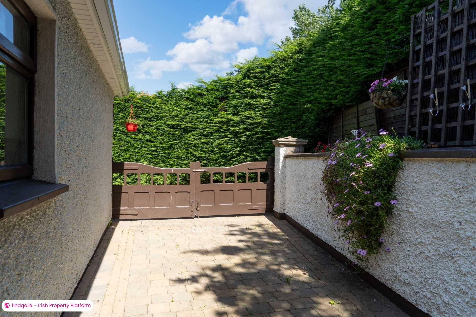 Detached house for Sale in Dublin 18